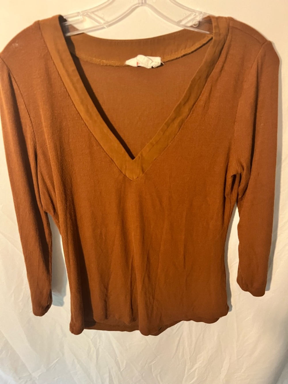 Women's Anthropologie V-Neck Ribbed 3/4 Sleeve Top - Brown